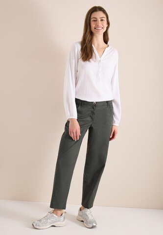 CECIL Regular Jeans in Grün: Vorderseite