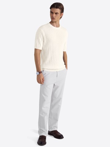Vantory Sweater in White
