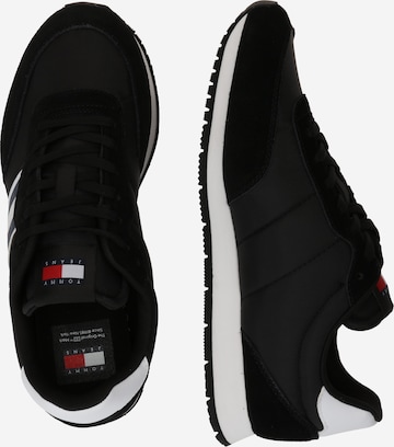 Sneaker bassa 'Essential' di Tommy Jeans in nero