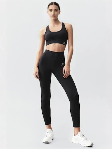 Tommy Life Sportovní souprava – černá