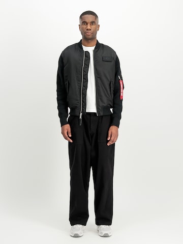 Giacca di mezza stagione 'MA-1' di ALPHA INDUSTRIES in nero