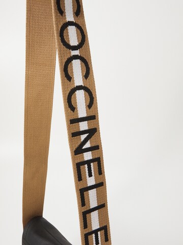 Coccinelle Skuldertaske 'RAQUEL' i sort: top