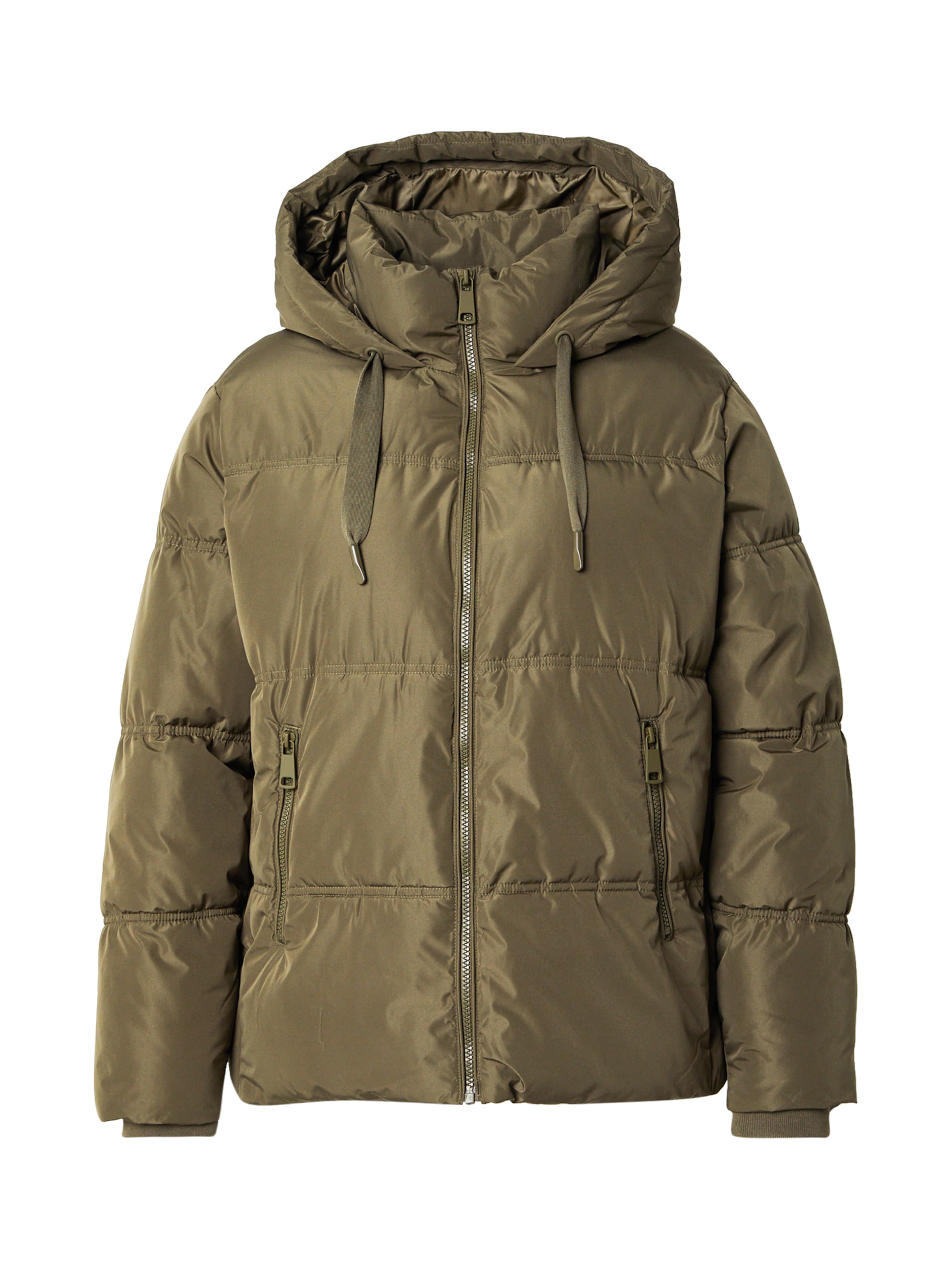 Vero Moda Curve Tussenjas in Groen: voorkant