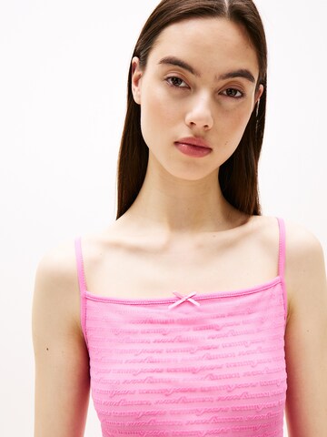 Tommy Jeans Рокля в розово