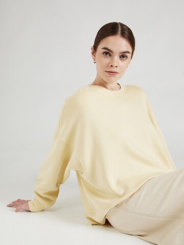 Sweat-shirt 'Dalvina' MSCH COPENHAGEN en jaune