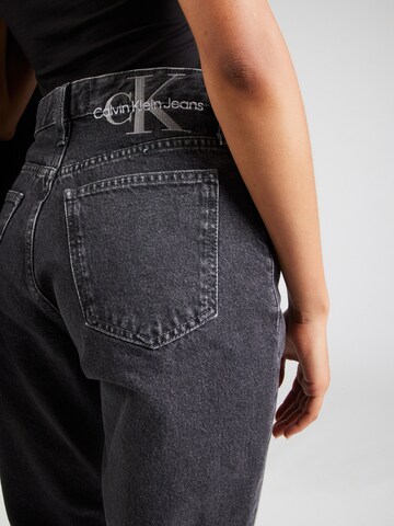 Calvin Klein Jeans tavaline Teksapüksid 'MOM JEAN', värv hall