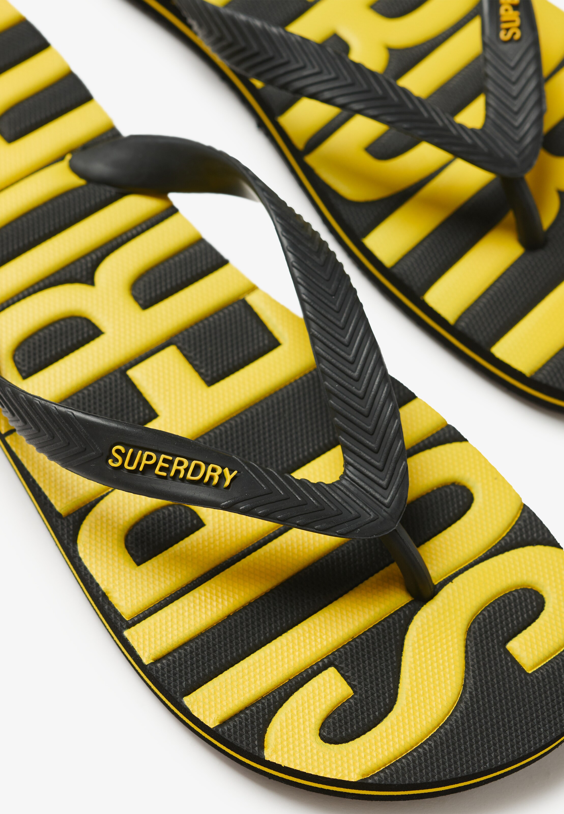 Superdry Teenslippers in Zwart