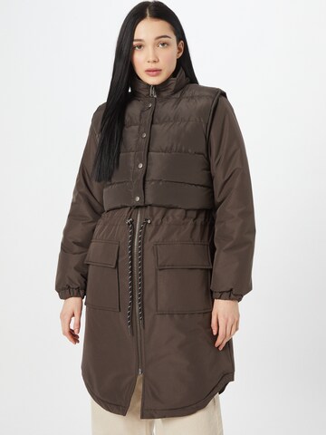 Moves Between-seasons coat in Brown: front