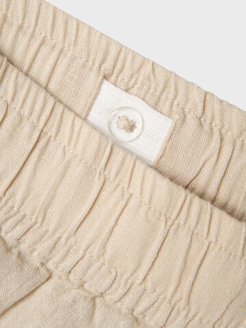 Regular Pantalon 'NKMFalinnen' NAME IT en beige