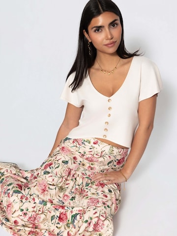 SASSYCLASSY Skirt in Beige