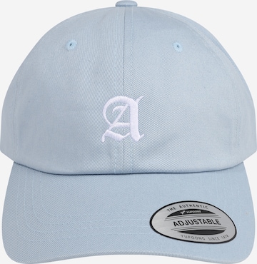 Urban Classics Cap in Blue