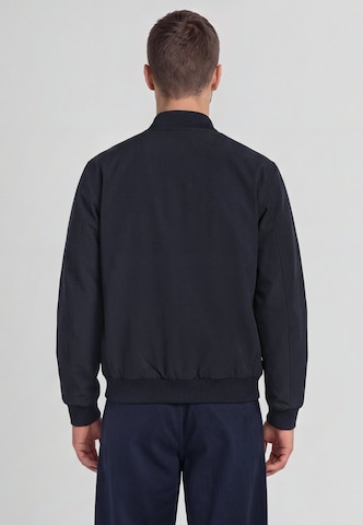 Lyle & Scott Overgangsjakke i blå