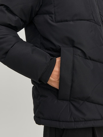 JACK & JONES Winterjas 'JJMason' in Zwart