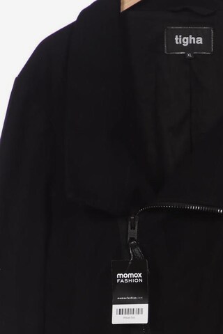 tigha Jacket & Coat in XL in Black