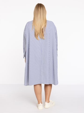 Yoek Shirt Dress in Blue