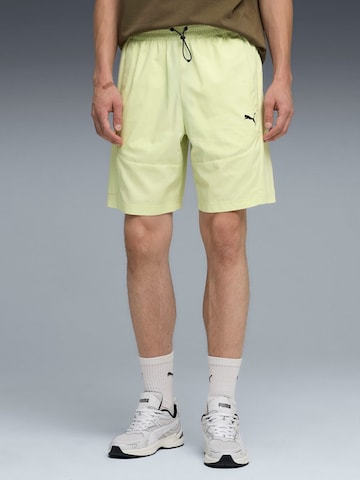 regular Pantaloni sportivi 'Puma Pumatech Woven Cargo Shorts Apple Spritz' di PUMA in verde