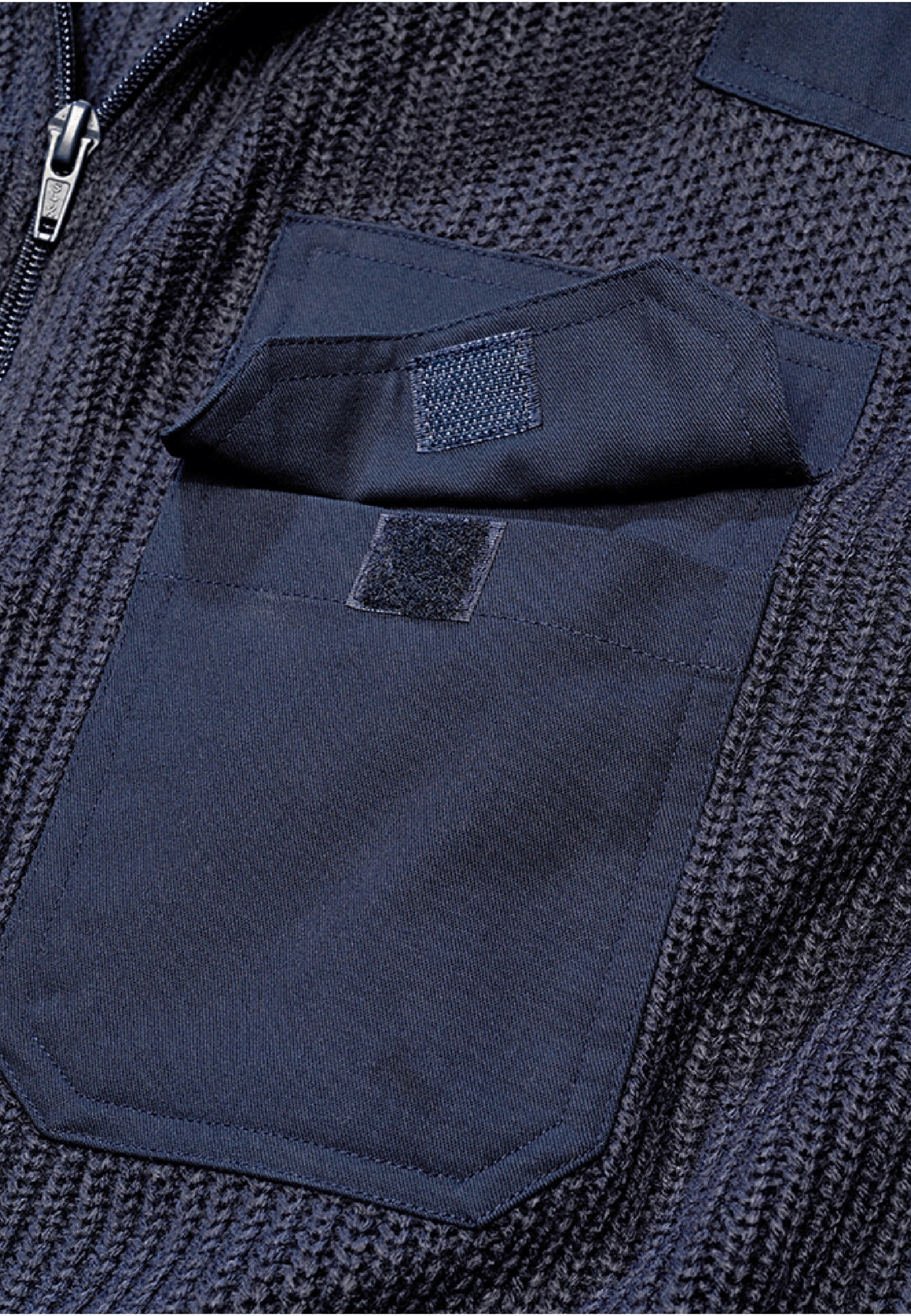 Brandit Strickjacke in Blau