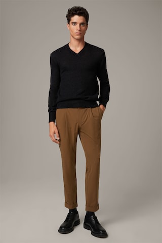 STRELLSON Regular Pleat-Front Pants 'Louis' in Brown