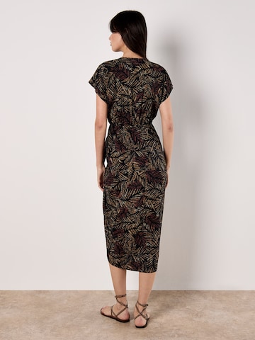 Apricot Dress in Black