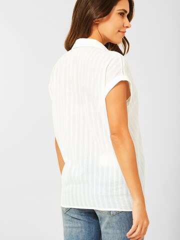 CECIL - Blusa en blanco