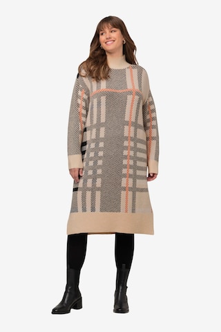 Ulla Popken Knitted dress in Beige: front