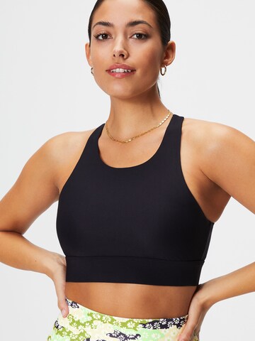 Fabletics Sport-BH 'No Bounce' in Schwarz: Vorderseite