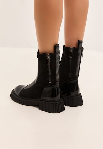 CESARE GASPARI Bootie in Black