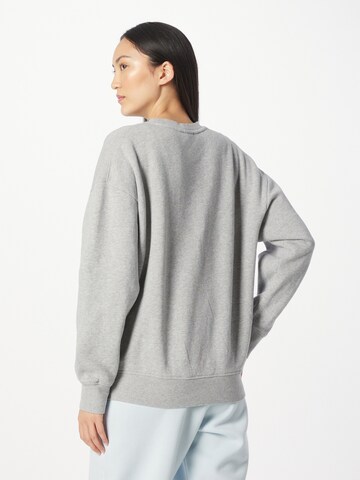 Röhnisch Athletic Sweatshirt 'ELEVATE' in Grey