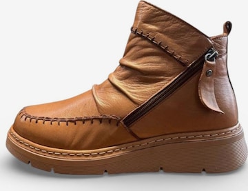 Begoria Boots in Beige: front