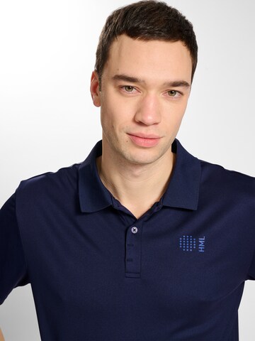T-Shirt fonctionnel 'Court' Hummel en bleu