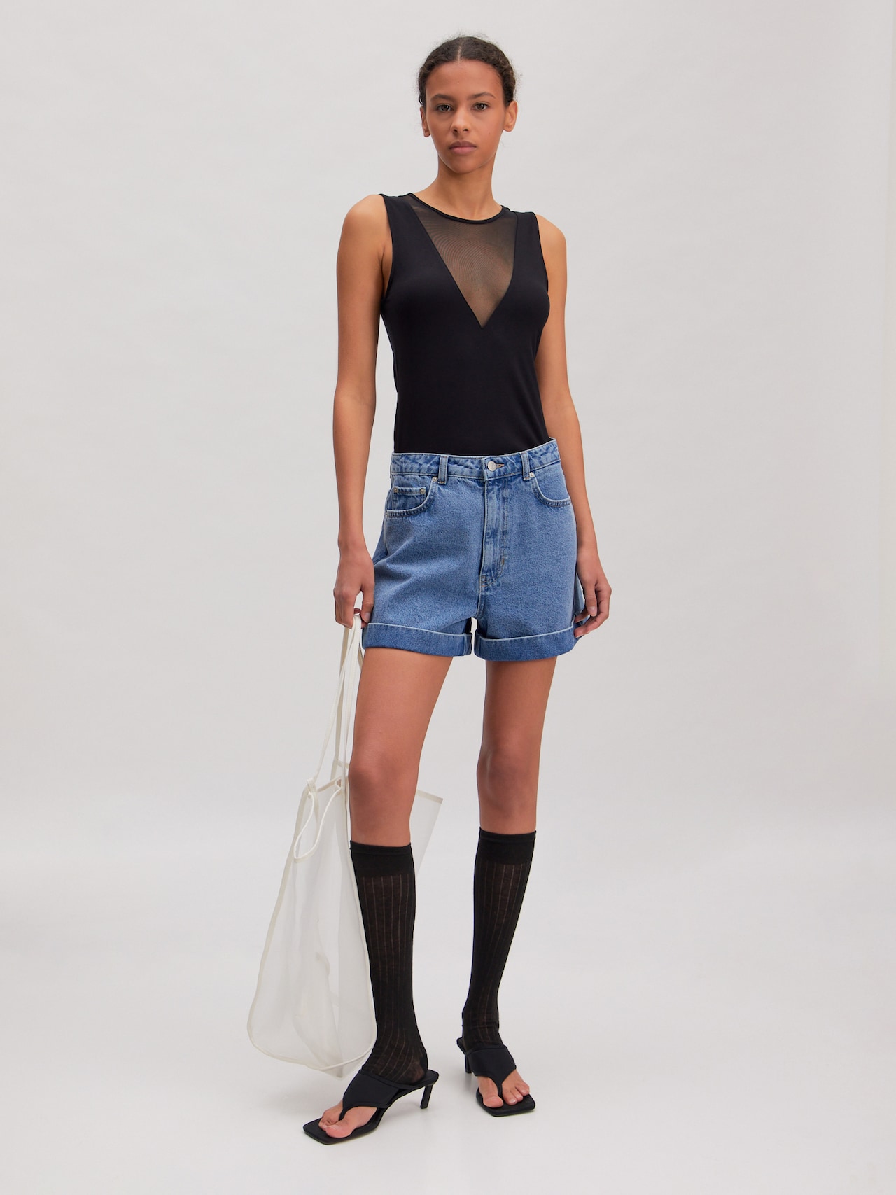 EDITED Novedades Body camiseta 'Polina' negro