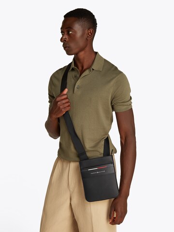 TOMMY HILFIGER Torba na ramię 'FOUNDATION' w kolorze czarny