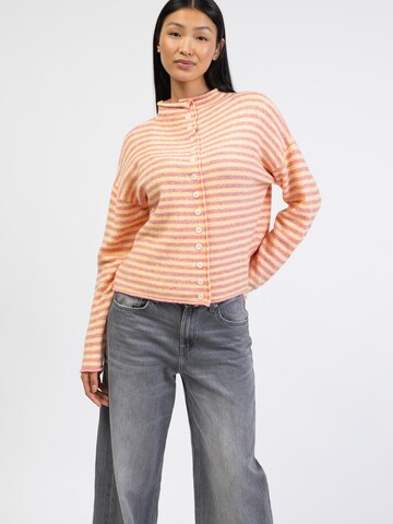 BROKE + SCHÖN Knit Cardigan in Pink