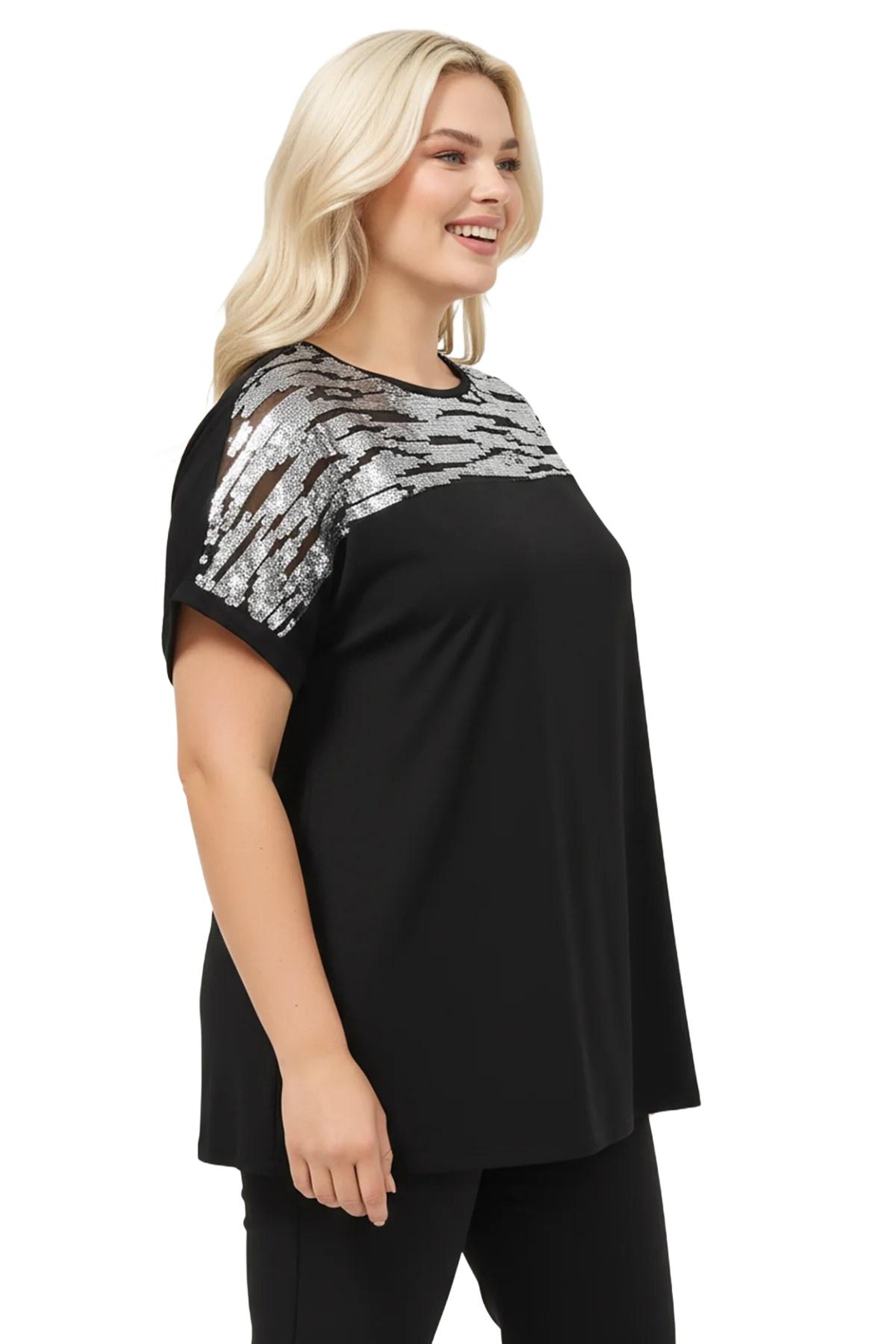 Shape Of You Shirt in Zwart