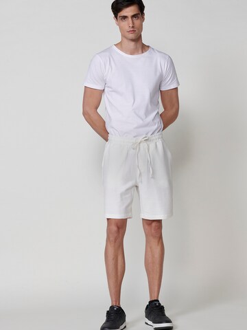 Loosefit Pantalon KOROSHI en blanc