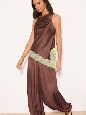 Lipsy Blouse in Bruin