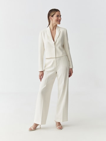 Regular Pantalon à plis TATUUM en blanc