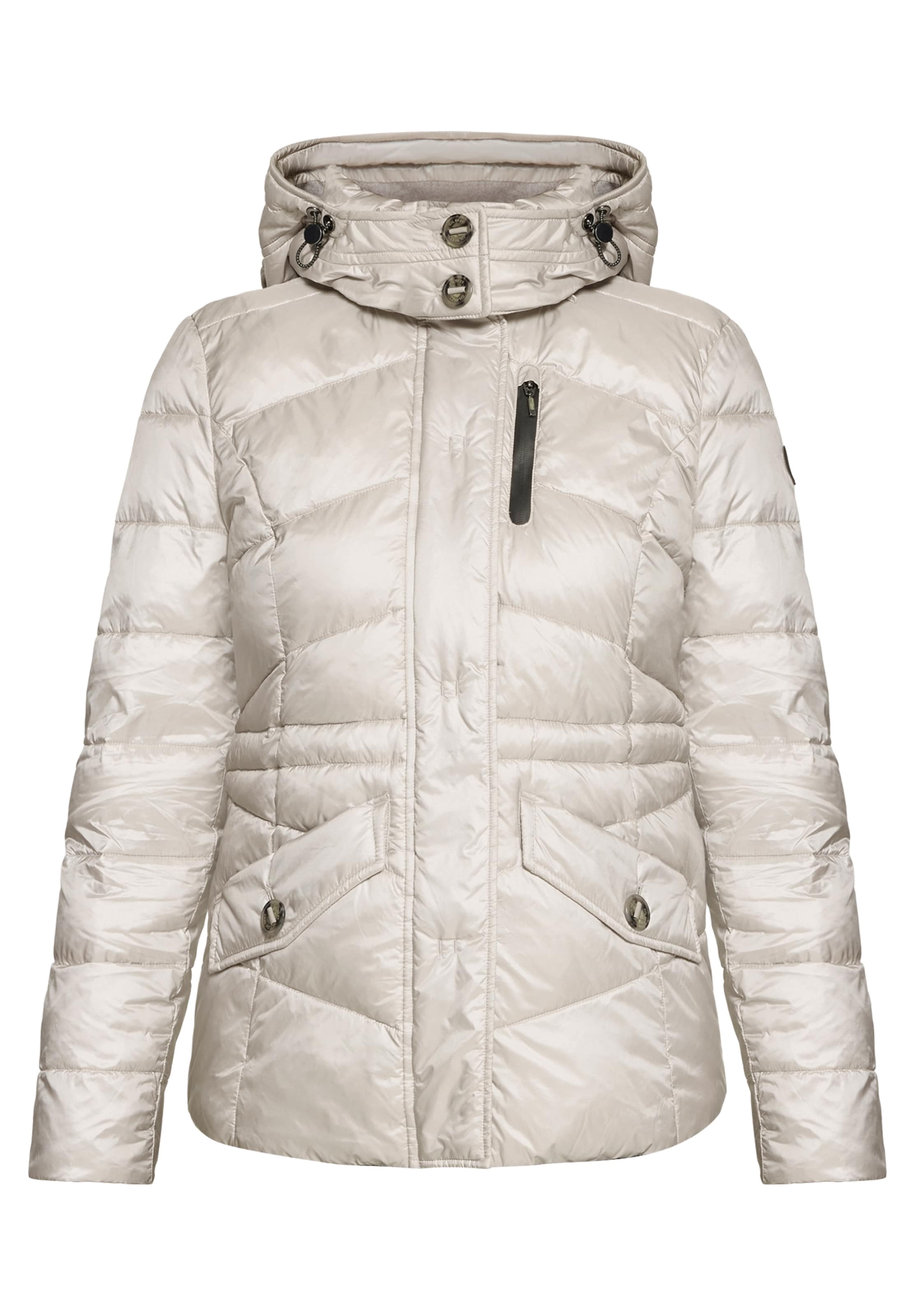 GIL BRET Between-Season Jacket in White: front