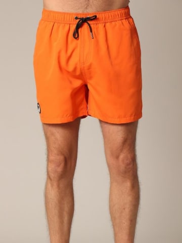 Shorts de bain Deeluxe en orange