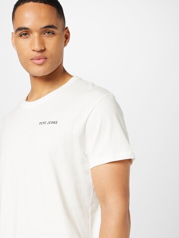 Pepe Jeans - Camiseta 'RAKEE' en blanco