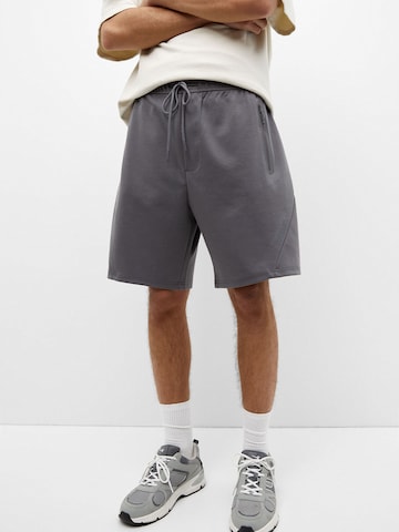 Pull&Bear Regular Shorts in Braun: predná strana