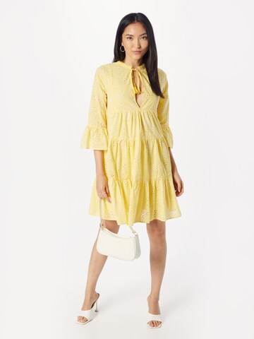 True Religion Φόρεμα σε κίτρινο