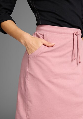 KangaROOS Skirt in Pink