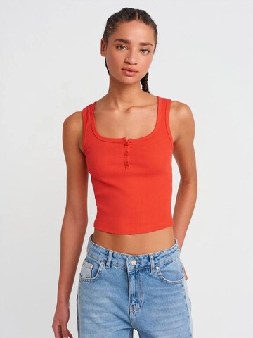 Dilvin Top in Oranje