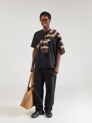 Nike Sportswear Μπλουζάκι 'Premium Essential' σε μαύρο