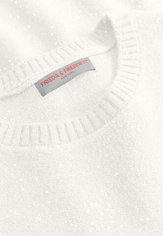 Frieda & Freddies NY Sweater in Beige