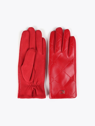 Mezzoguanti di Lola Casademunt in rosso: frontale