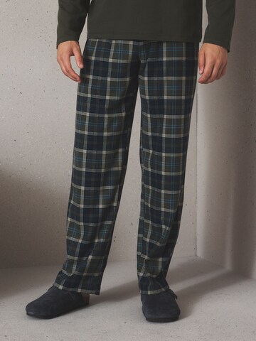 Pijama lungă de la Next pe verde
