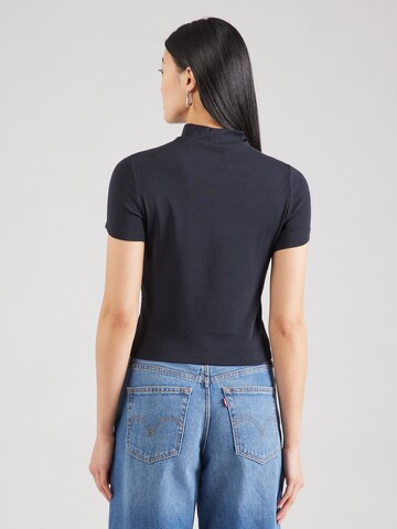 Tricou 'EFFORTLESS' de la LEVI'S ® pe negru