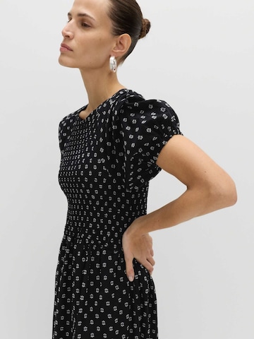 Robe Marks & Spencer en noir